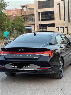 هیوندای ئەلەنترا